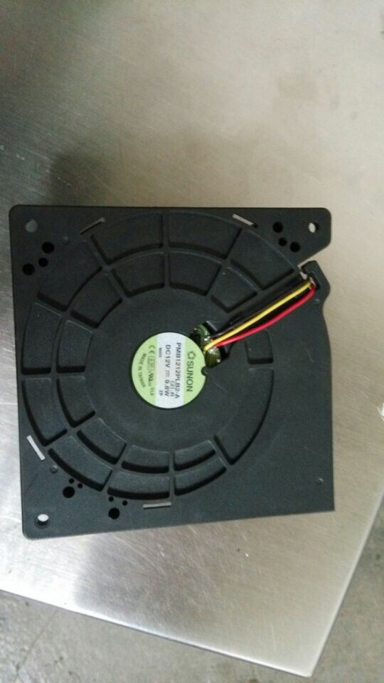 CISCO CISCO ws-c3750G-48PS 3560g-24ts switch fan PMB1212PLB2-A