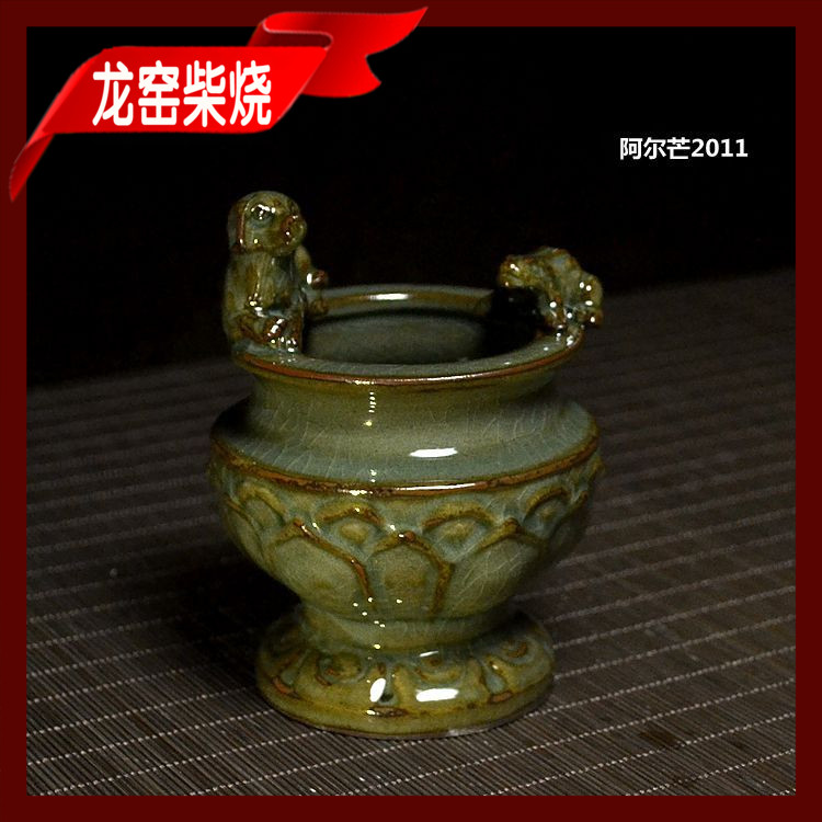 Celadon animal viewing lotus incense burner export Japanese works exposed iron tire wood kiln antique brother kiln special price