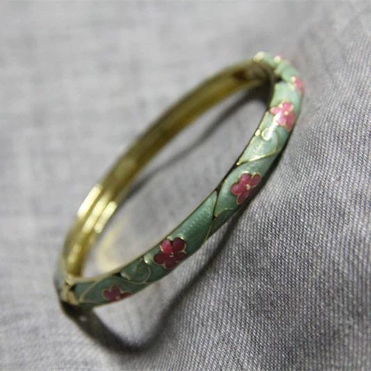 Vòng đeo tay Cloisonne chính hãng cũ của Bắc Kinh Thời trang Mỹ Mạ vàng mạ men tròn Loose Spring Plum - Vòng đeo tay Cuff