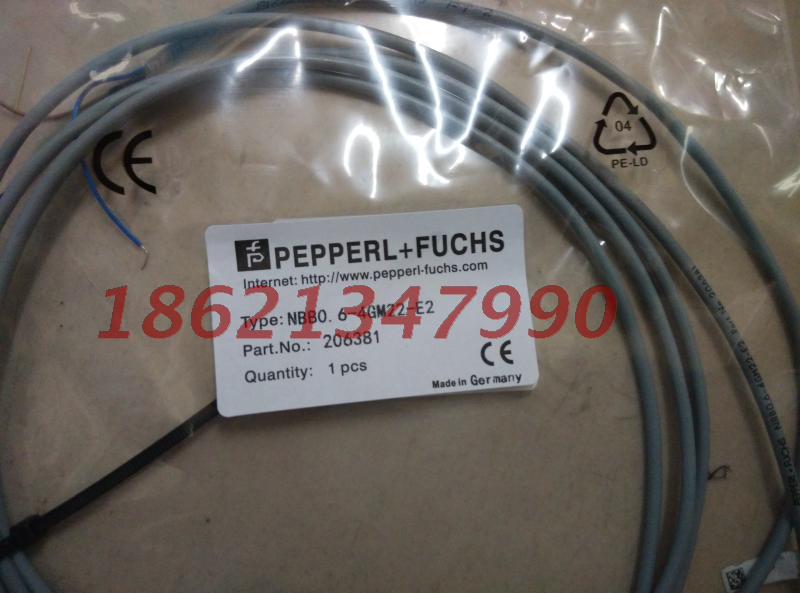 Double Gafu (PEPPERL FUCHS) close to the switch NBB0 6-4GM22-E2