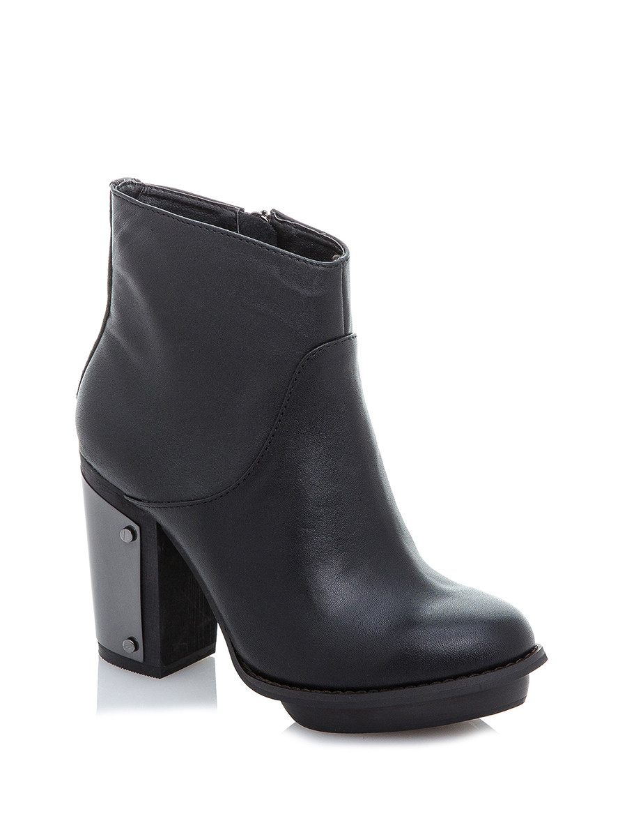 Steve Madden/思美登 全黑金属后跟贴片粗跟短靴