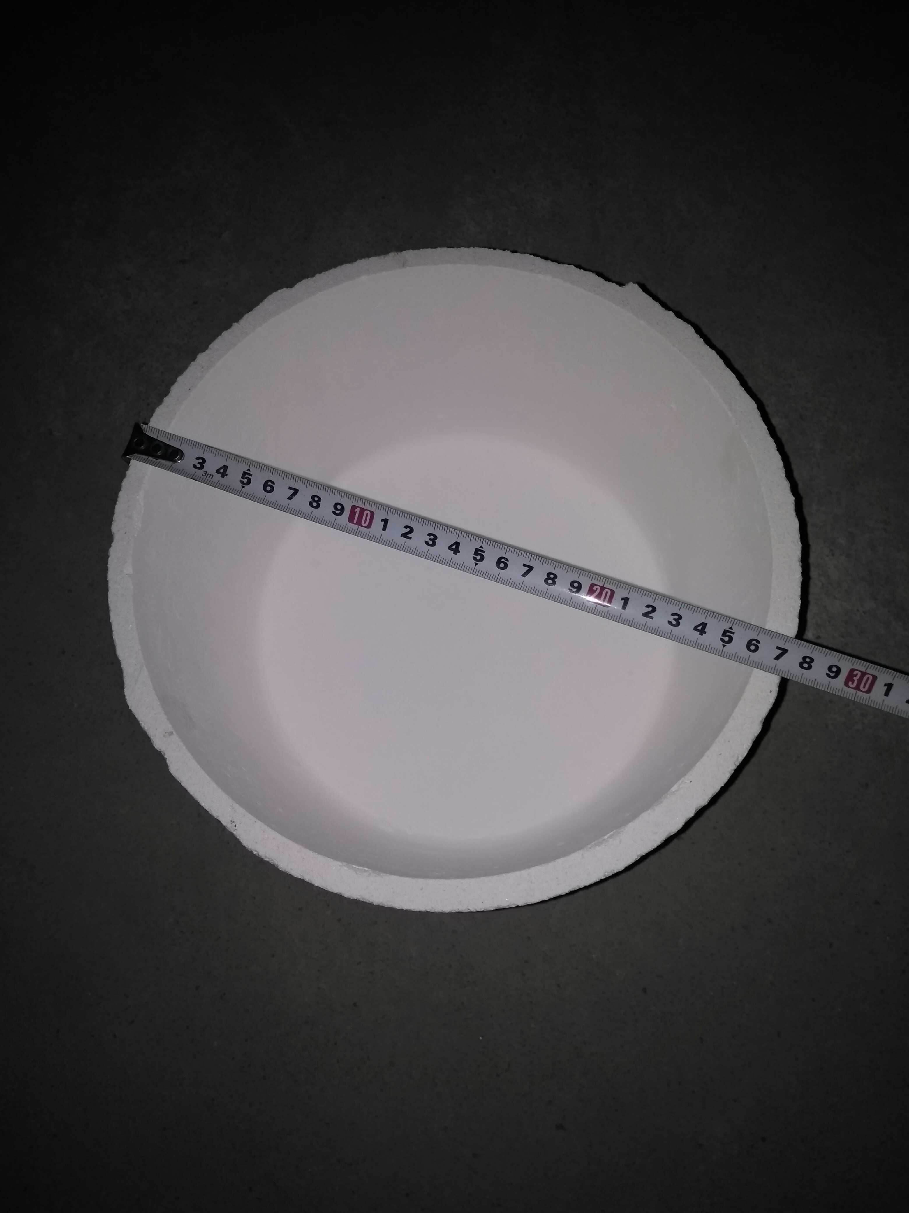 Pure white quartz crucible high temperature crucible zirconia sintered with crucible temperature resistance 1100 degrees high temperature box