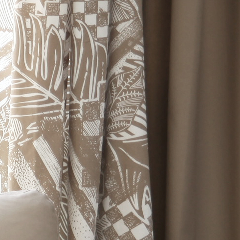 ���м�Լ��ɫ��ش�h011034011060038