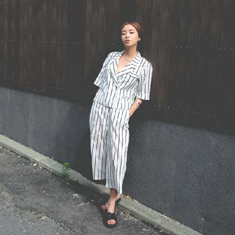 韩国stylenanda官方正品 复古配色条纹翻领卷边袖夹克-象牙色