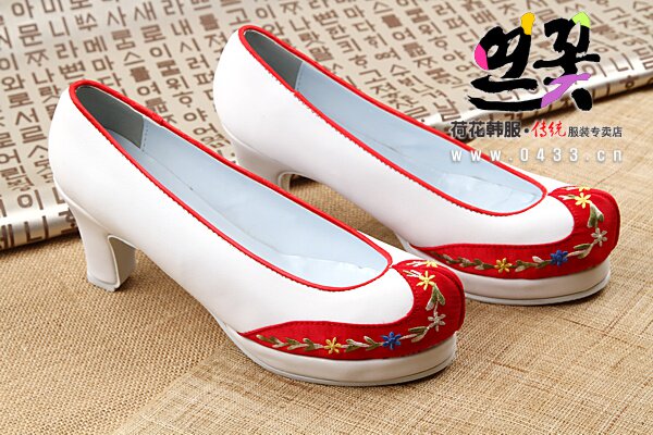 Korean Original Clothing Import Traditional Korean Clothing Hook Shoes White Red Hook Korean Suit Flowers Shoes 7cm High heel H-P03114