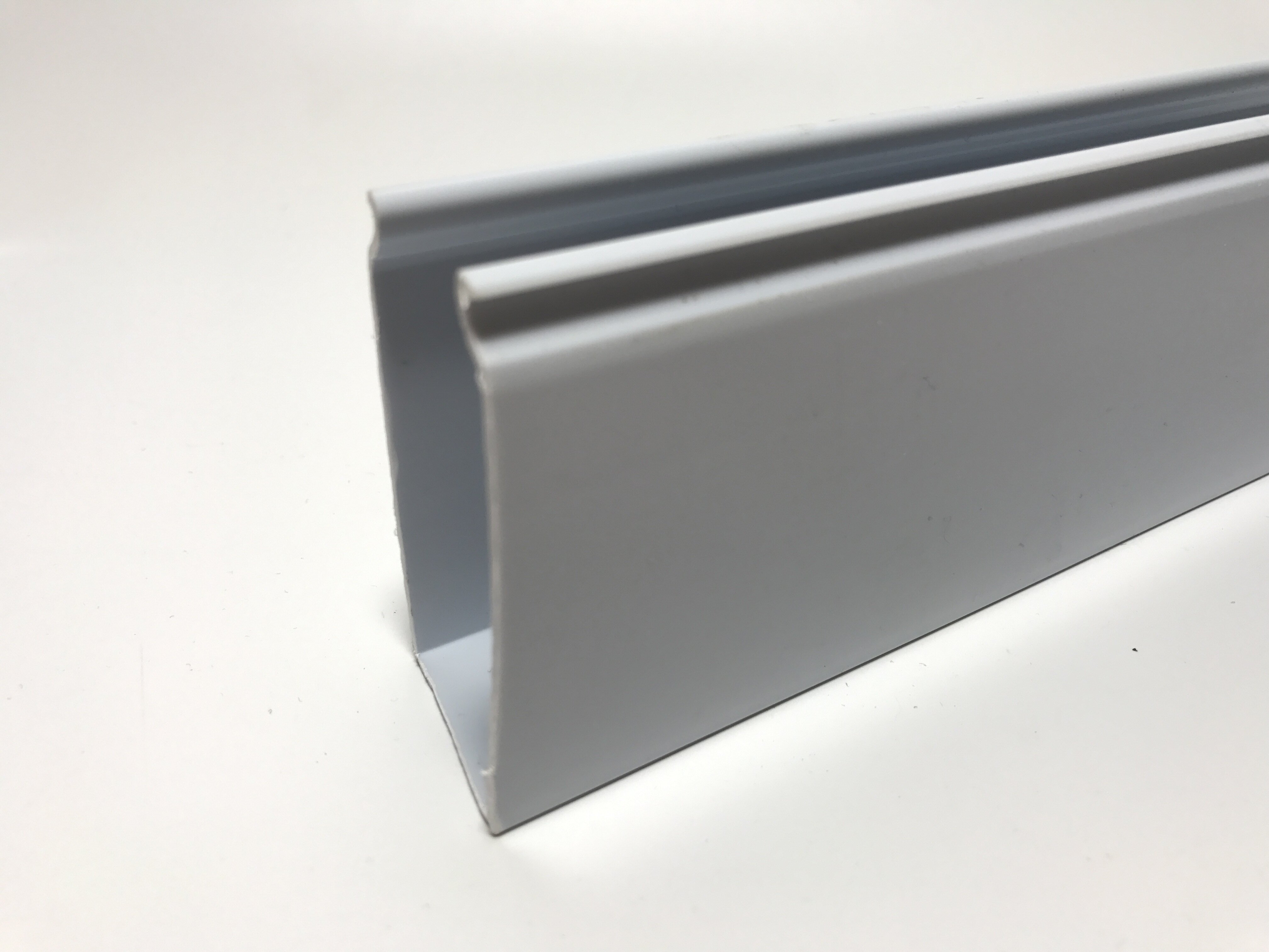 Direct selling high-grade PVC closed plastic trunking closed trunking flame retardant trunking wire groove toothed trunking