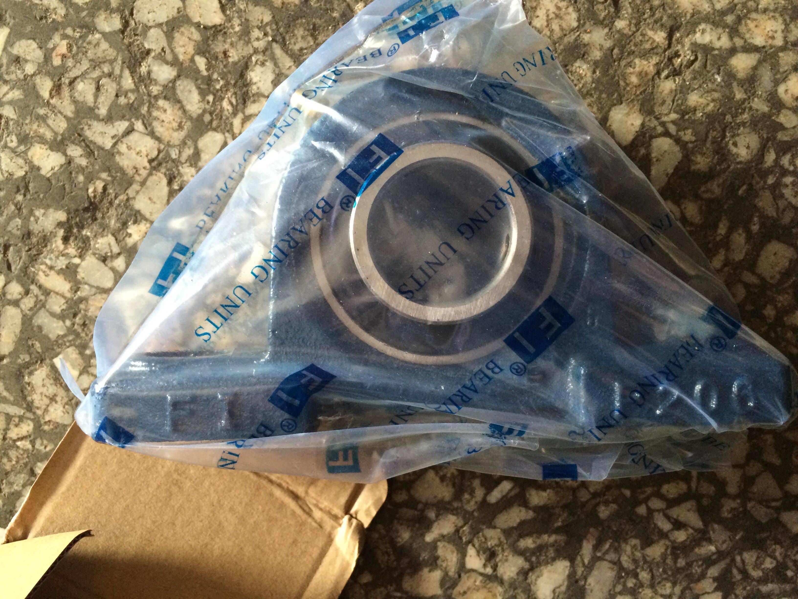 New Bearing Fujian FI Spherical Ball Shell UCP204 205 206 208 208 209 210