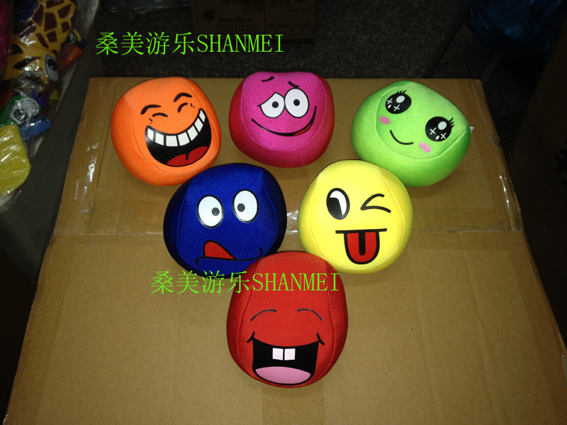 Special kindergarten children students smiling face elastic cartoon small soft big sand bag sandbag sandbag throwing sandbag game does not hurt