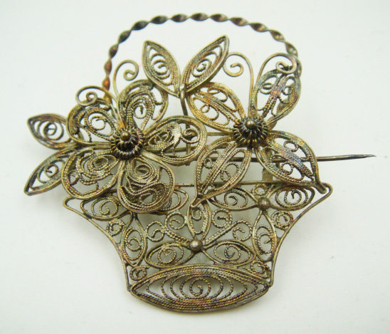 The exquisite silver-breasted flower of the Republic of China ~ Xinjiang Collection of the old silverware brooch