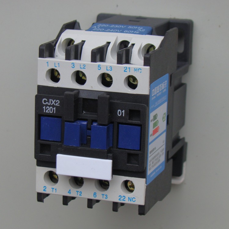 People AC contactor CJX2-1201 1210AC220V110V48V36V24V three-phase 380V silver point