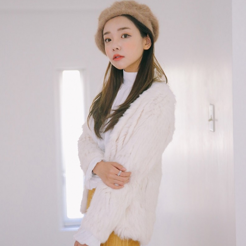 韩国stylenanda官方正品 轻奢风纯色兔毛V领开衫-象牙色