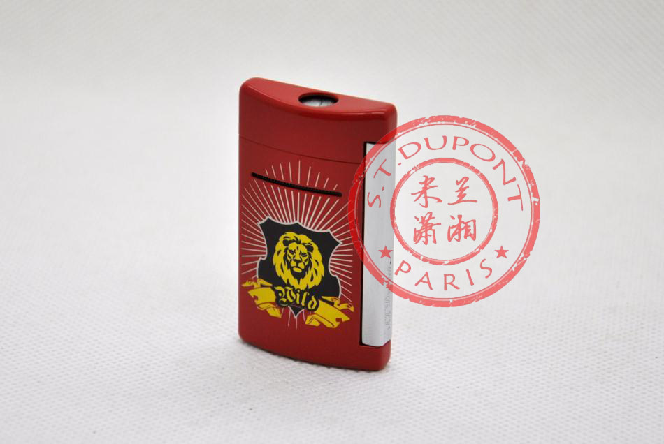 S T Dupont Dupont Anti-fan Minijet Red Lacquer Knight Badge 10082