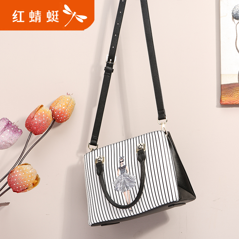 Usd 133 13 Red Dragonfly Handbags Fall New Handbag Korean Red Dragonfly Handbags Fall New Handbag Korean Graffiti Printed Las Shoulder Bag
