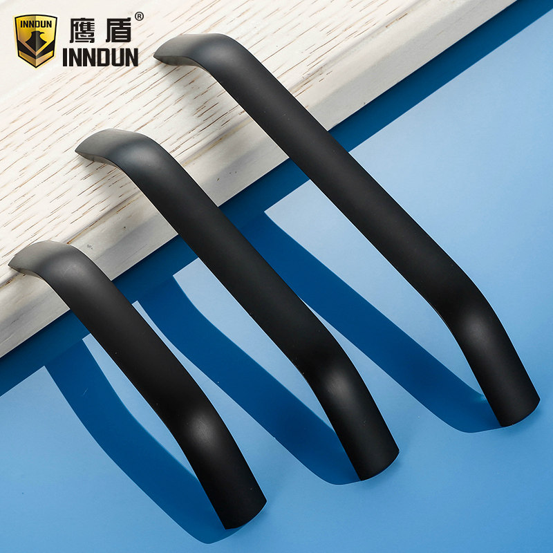 ӥ���ִ��Ǻ�ɫ̫�����Ͻ�����B809��ɫ