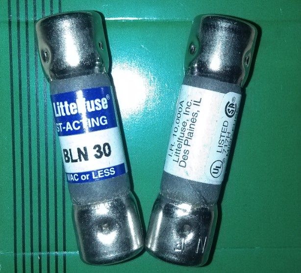 BLN030 US Littelfuse force 10 * 38 Fast fuse fuse 30A250V