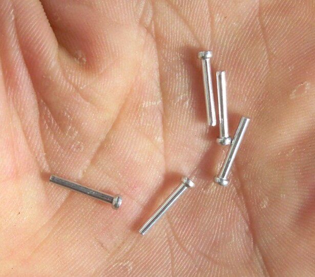 Rob universal aluminum thimble is soft and does not hurt the steel wheel, which can be arbitrarily shortened and suitable for DIY to strengthen all lighters