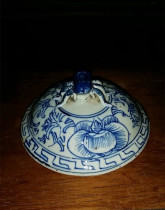 Late Qing china blue flower chart complete canned cover of ancient porcelain fine pattern color first-class