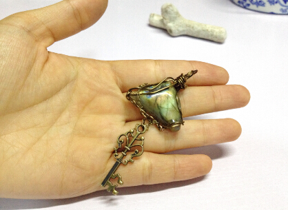 Already out (back to that era No 54) JO's winding art intrinsic to the spoon pendant solitary