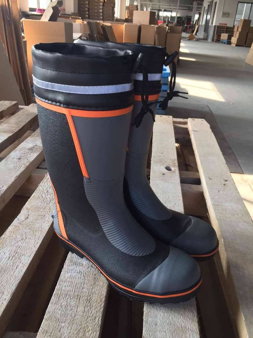 A-02 construction site uses Japanese original single male rubber sweat-absorbing rain shoes steel head anti-smashing steel bottom plate anti-puncture labor insurance