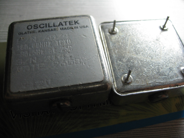 Disassembly PARTS TCXO 100MHZ TEMPERATURE COMPENSATION CRYSTAL OSCILLATOR HIGH PRECISION LOW PHASE NOISE USA ORIGIN 12V