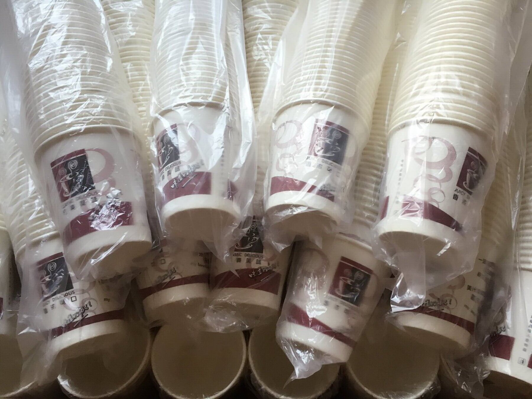 8-ounce cupcake coffee machine with a paper cup 2000 only