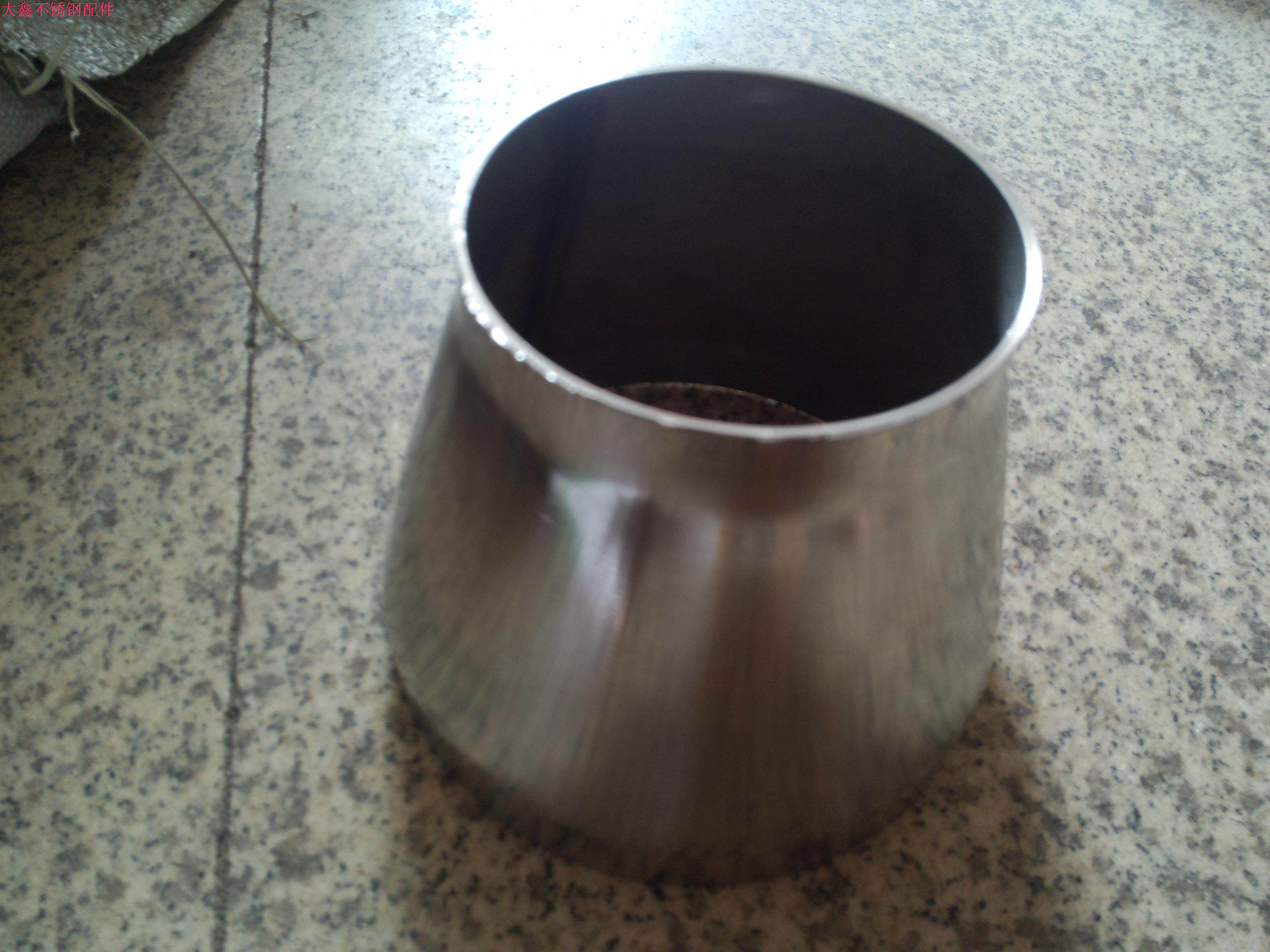 Stainless steel stamping welding large and small head variable diameter joint chess rod joint 304