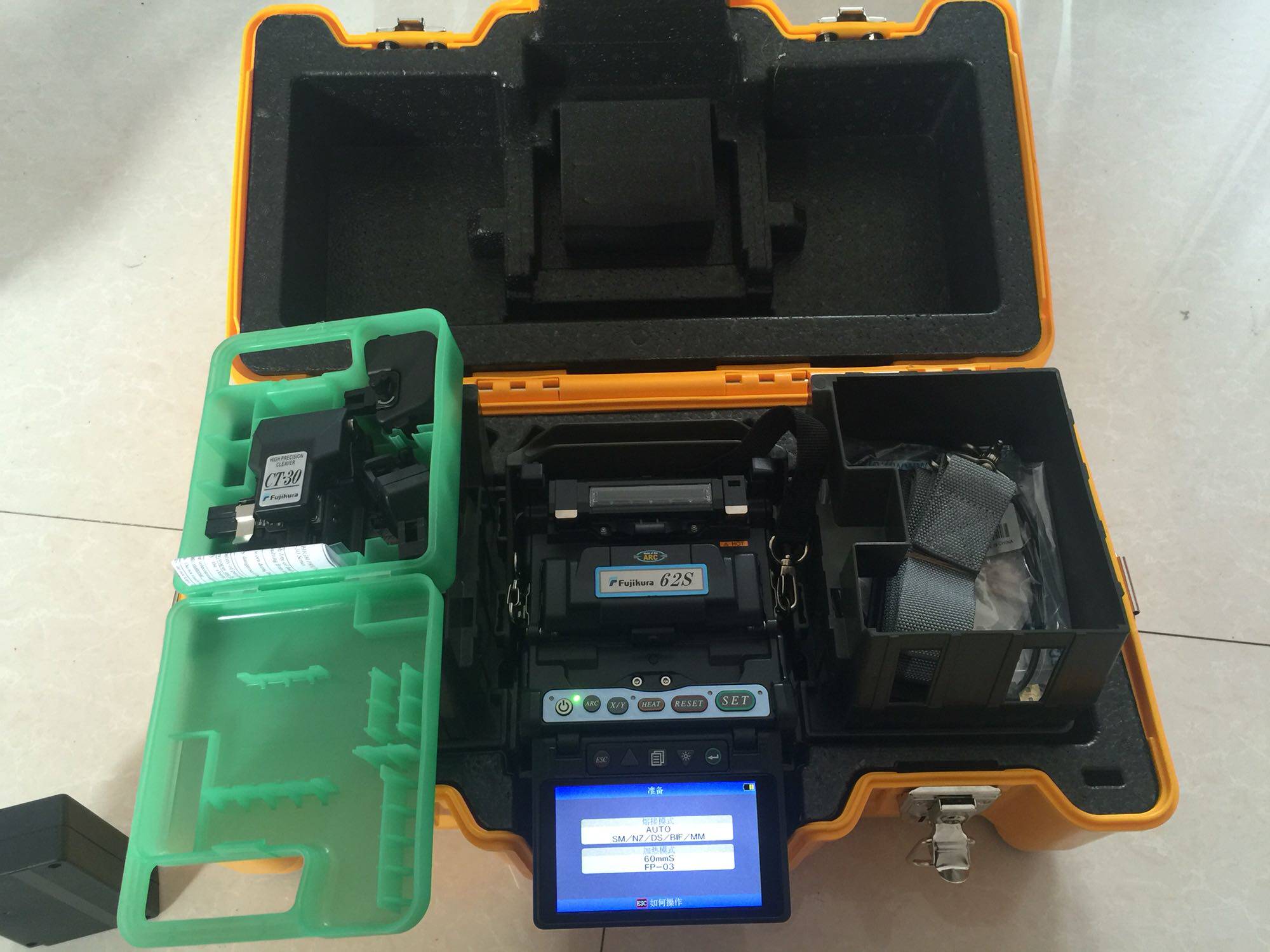 The original Fujikura 62s fiber fusion machine