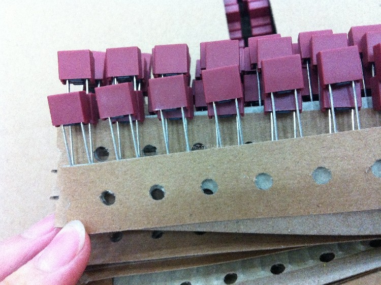 Woven with straight inserts square fuse feet 5MM 3 15A 250V Bulk 2 0 250V