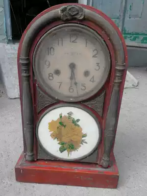 Republic of China old clock Old Clock old object wall clock copper edge yellow bright floor clock mechanical clock alarm clock collection