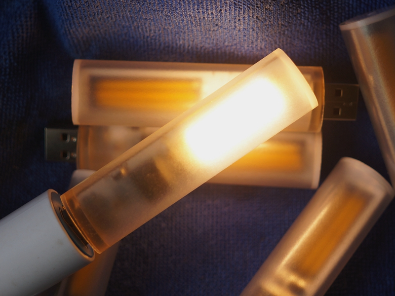 Original work: light stick 4 USB filament Camp light tent light bed headlights