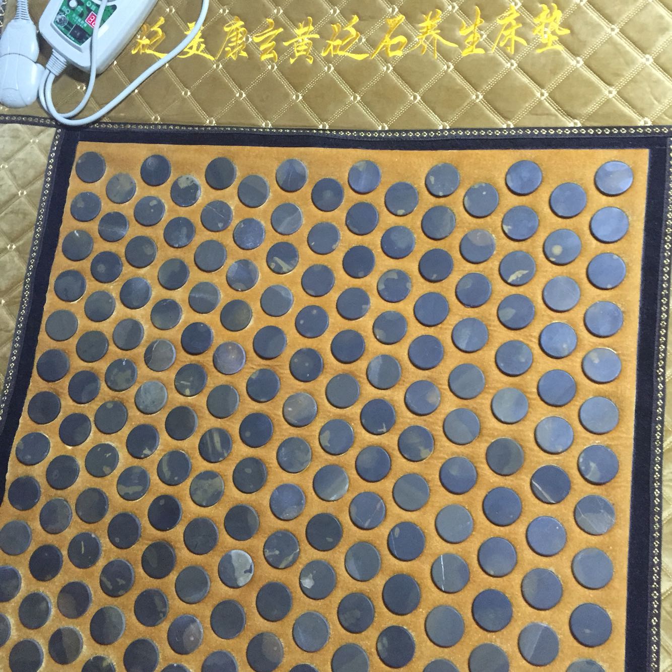 Bianmeikang 5A Grade yellow stone needle mattress yellow spotted bianstone mattress collection grade bianstone Sibin bianstone heating bed