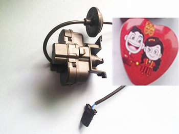 Tiguan fuel tank door motor, fuel tank cover motor, fuel door motor, fuel port motor, genuine factory