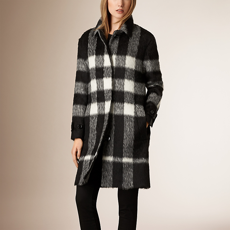 BURBERRY/博柏利羔羊皮装饰羊驼绒混纺大衣 40040651