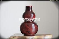 Old colored glaze snuff bottle from the 1960s full of ghost faces chicken liver stone snuff bottle old colored glaze snuff bottle No. 5 gourd bottle