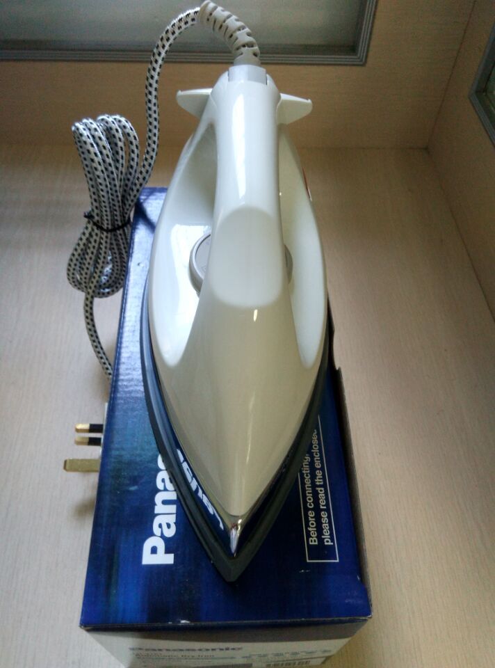 Japan Panasonic Panasonic dry iron Roxy NI-416T iron iron for leather goods factory