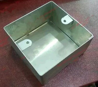 86 type iron surface-mounted switch box 86H50 surface-mounted junction box Metal junction box manufacturers wholesale
