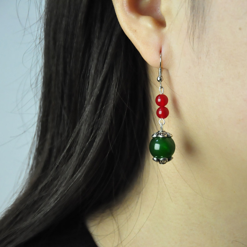 Retro Green Manau Red Manau Long version of classical earrings earrings for women's ethnic wind original ornaments Korean version of temperament