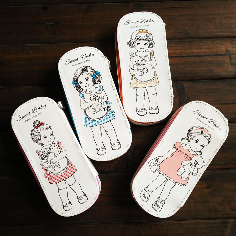 Small fresh vintage girl doll pu leather zipper pen box Large capacity and lightweight