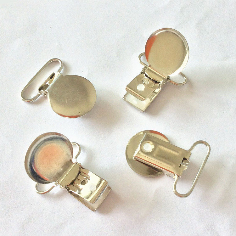 25mm ENVIRONMENTALLY FRIENDLY PACIFIER CLIP WARLIANZ CLIP BABY BABY UNIVERSAL CLIP PLASTIC CLIP FULL RMB38 