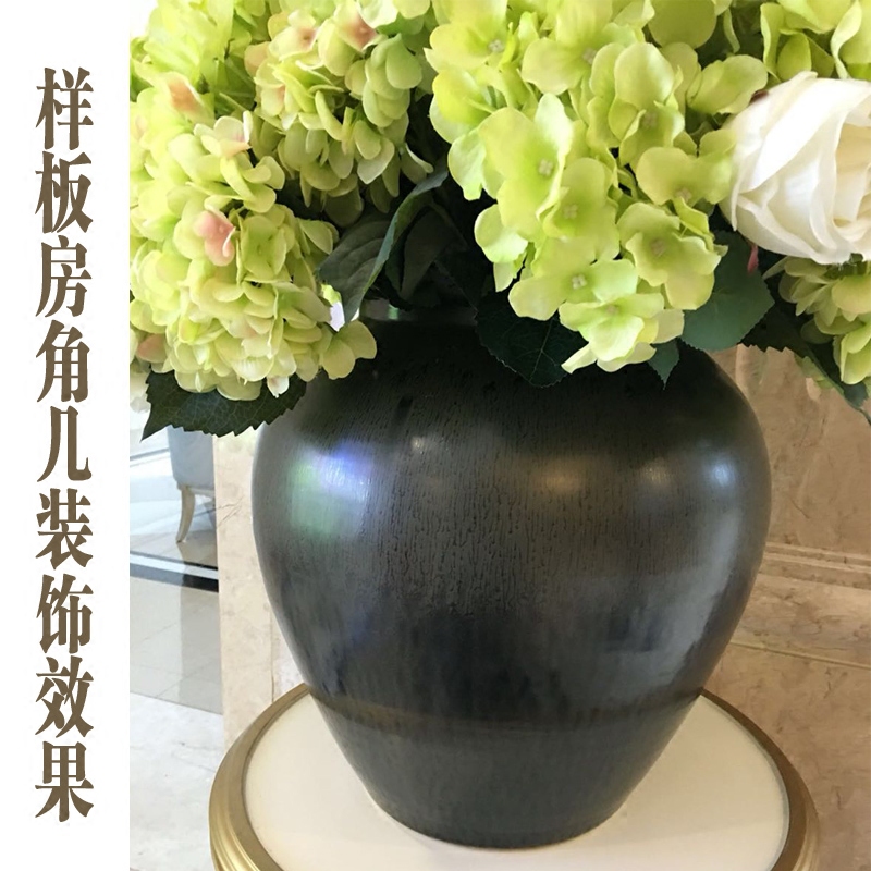 Manufacturer European Model House Sales Department Ornaments Handmade Ceramic Flower Vases Clay Pots Soft Decoration Crafts Ornaments