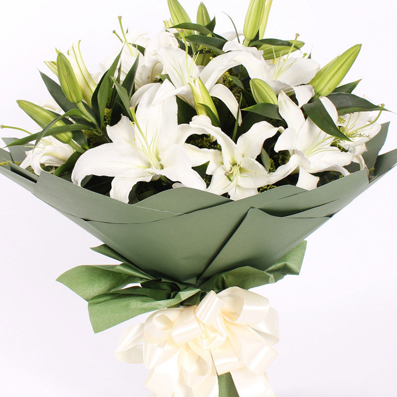 百色贺州吉首香水百合花束玉林同城鲜花速递朋友同事领导长辈礼物