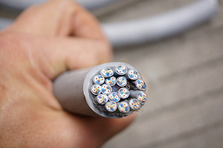 Japan Kanami CANARE L4E4-16AT multi-core channel signal cable, star strand signal cable