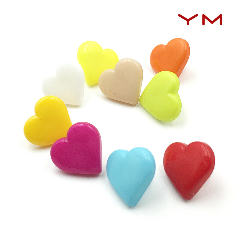 Color love cute button heart shaped children's clothing decoration button clothing accessories plastic button