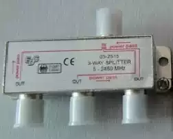 Three-way power splitter cable satellite TV signal machine upper box one-point three-branch distributor 5-2450mhz