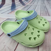 Дисней, босоножки, тапочки в стиле Crocs, зеленая пляжная обувь, повседневная обувь для отдыха, Дисней Микки Маус