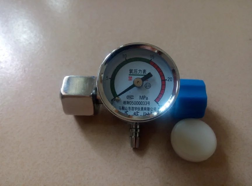Medical household aquarium oxygen bottle single meter valve oxygen pressure gauge pressure relief valve meter 10L15L20L40L liter valve
