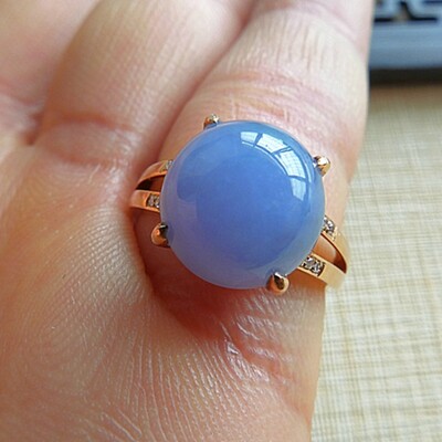 Natural A goods emerald violet egg face set in 18K gold with diamonds female ring