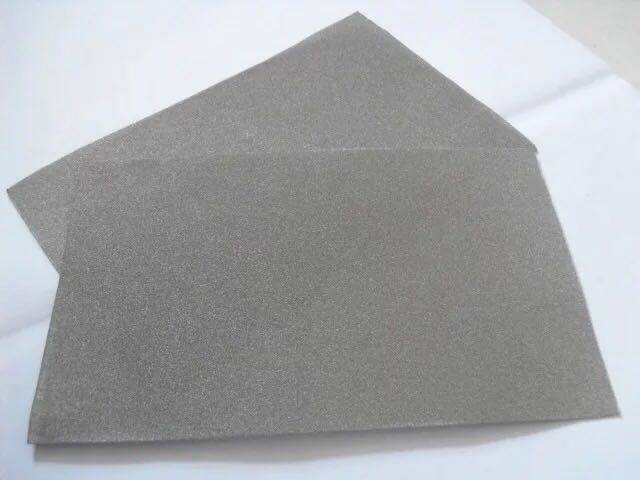 Foam nickel super-capacitor with foam nickel catalyst carrier with foam nickel super-capacitor