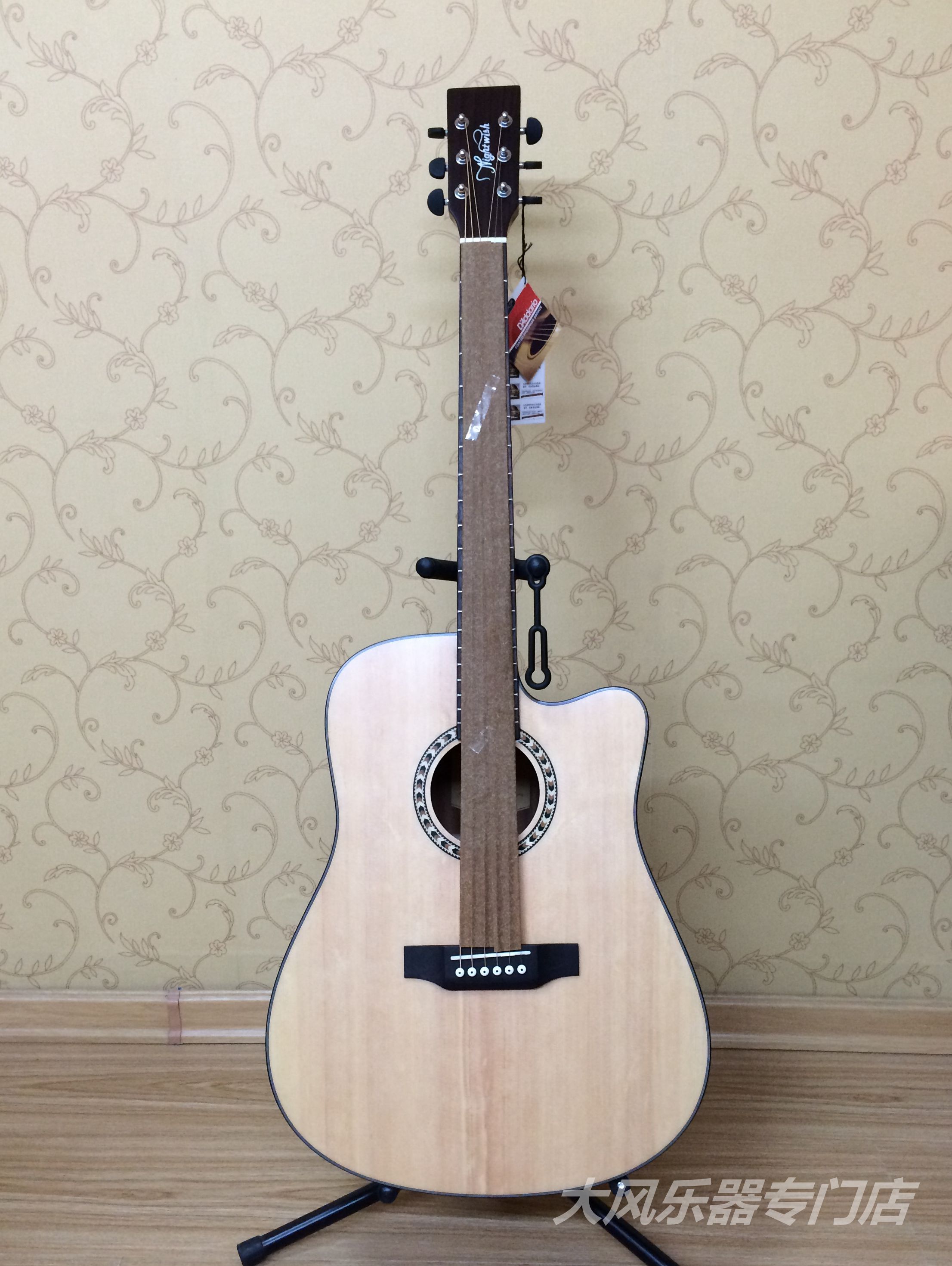 Residual special price 1100 Nightwish laves N-550D face single folk guitar sending gift bag