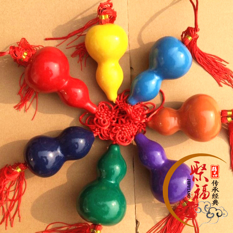 Boutique natural hyacinth hanging adorned with colorful plinth Cucueva Cucueva children's toys Merchants Bau-in-Bau